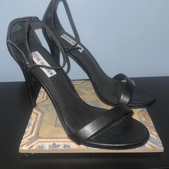 Steve Madden STECY Black Heel Sandals Size 9 - Picture 1 of 4